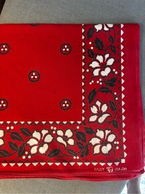 Fast Color vintage Red elephant floral Hawaiian Bandana Scarf